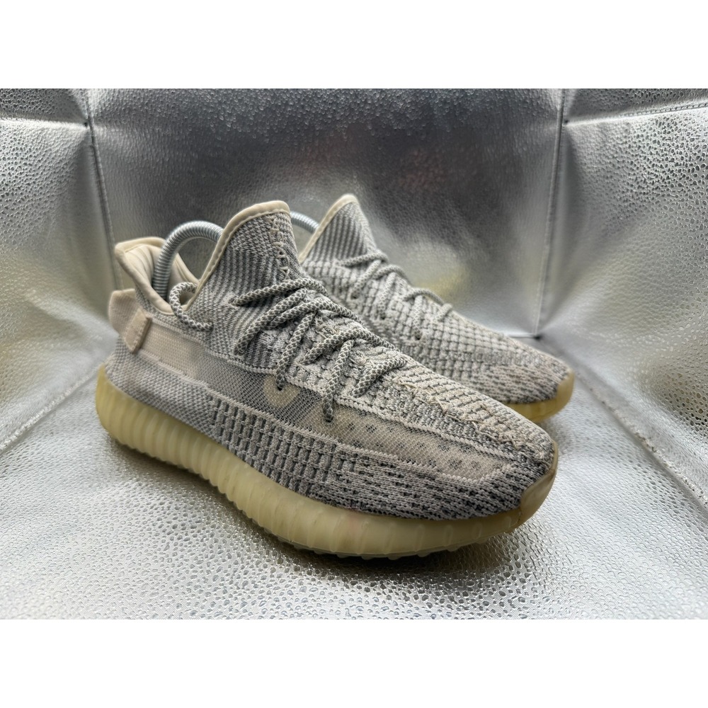 Size 7.5 Adidas Yeezy 350 Boost White Mens Lace Up Low Top Sneakers EF2905